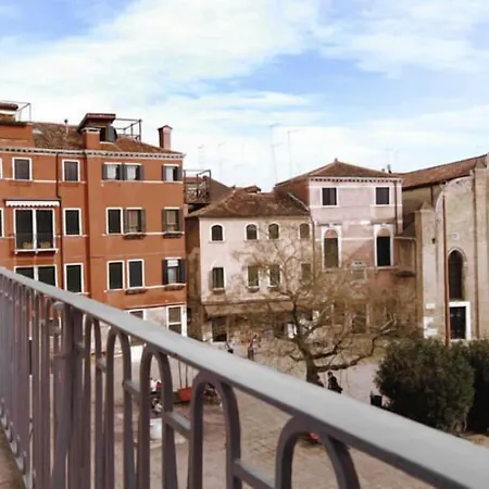 Palazzo Soderini Konukevi 3*