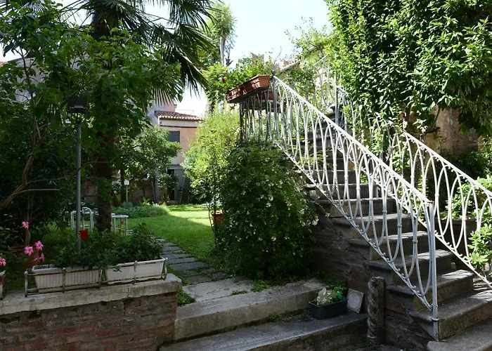 بيت ضيافة Palazzo Soderini